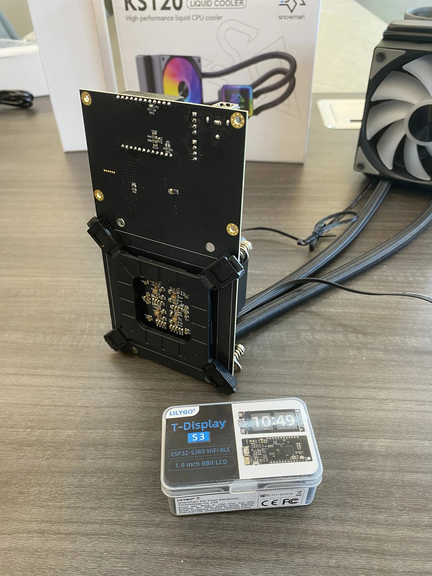 2025 New Bitaxe NerdQaxe++ Hydro 4.8TH/s Bitcoins Miner 4 PCS BM1370 Asic Chip Solo BTC Miner 78W With Power Supply