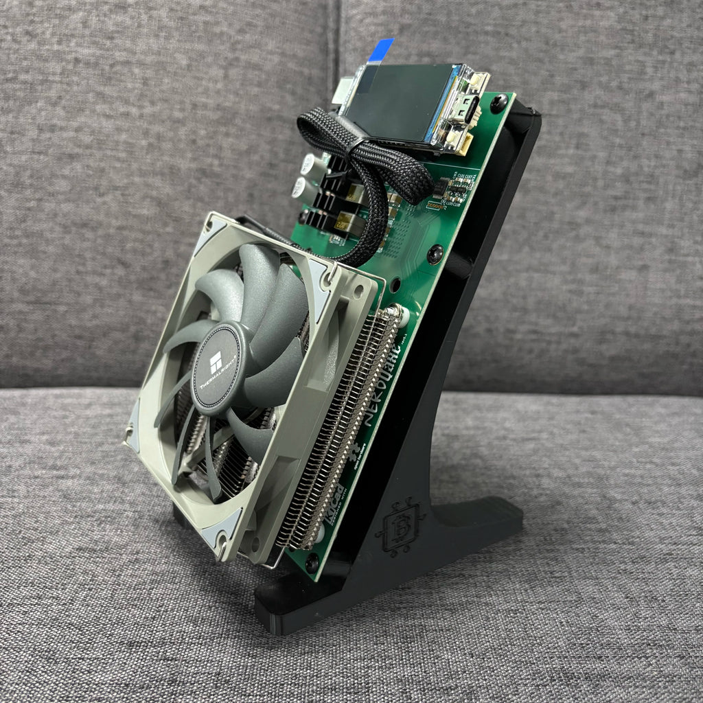 Bitaxe NerdQaxe++ 4.8TH/s 68W Asic Bitcoins Miner 4 Pieces BM1370 Chip Solo BTC 2.4G WiFi Open-Source Mining Machine