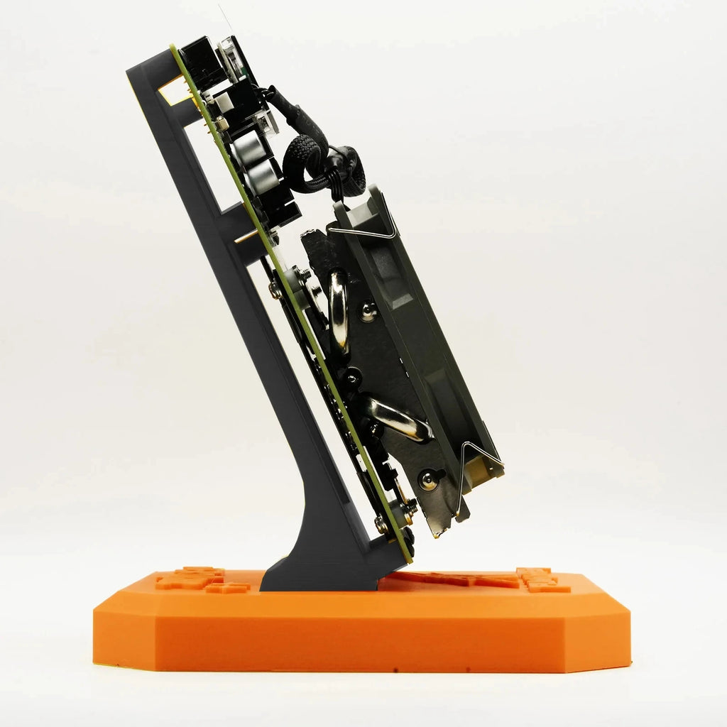 Free Shipping New NerdQaxe++ 4.8TH/s Bitcoin Miners BM1370 Asic Chip Solo BTC 68W 2.4G WiFi BTC Mining Machine