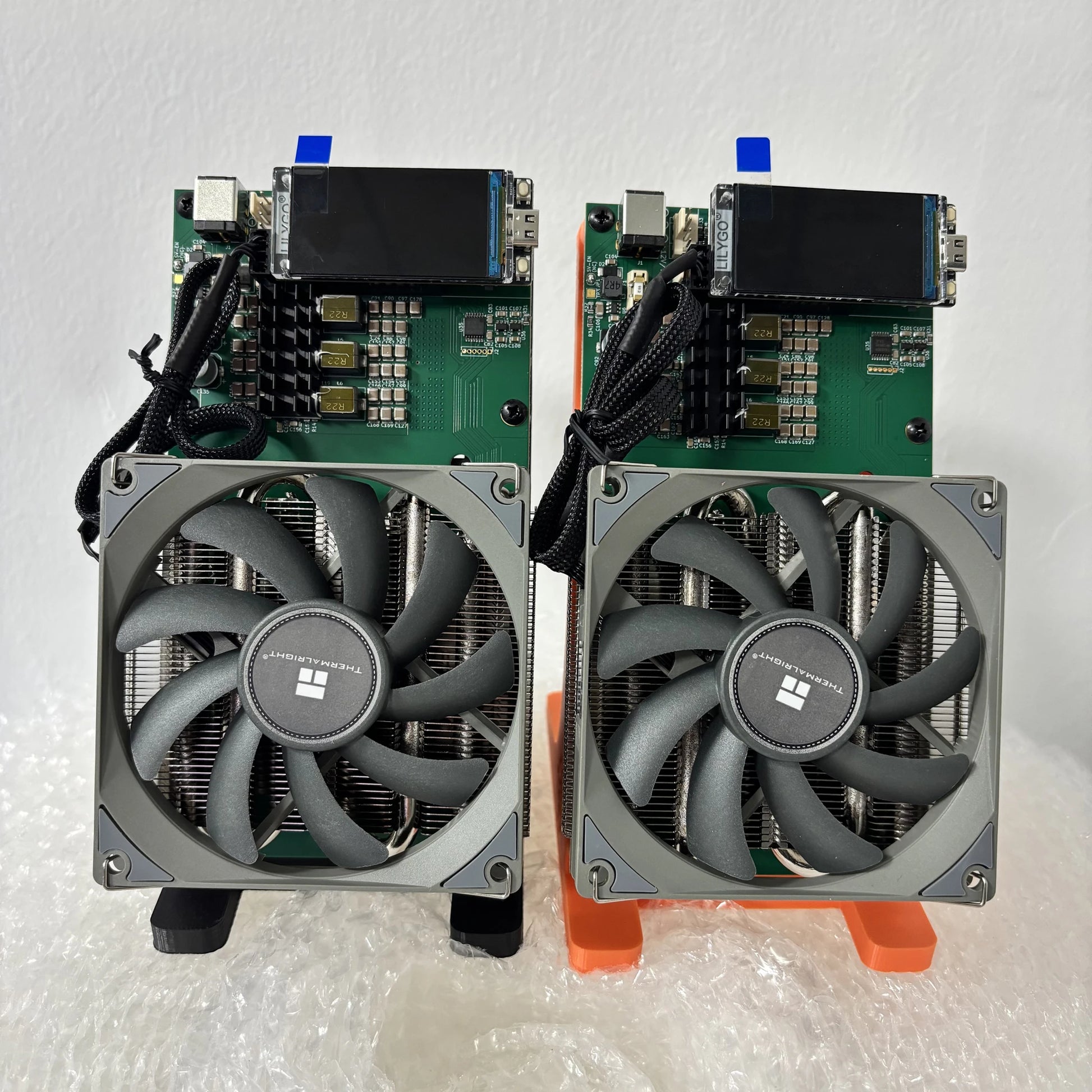 Bitaxe NerdQaxe++ 4.8TH/s Bitcoins Miner 4 Pieces BM1370 Asic Chip Solo BTC 68W 2.4G WiFi Open-Source Mining Machine Home Use