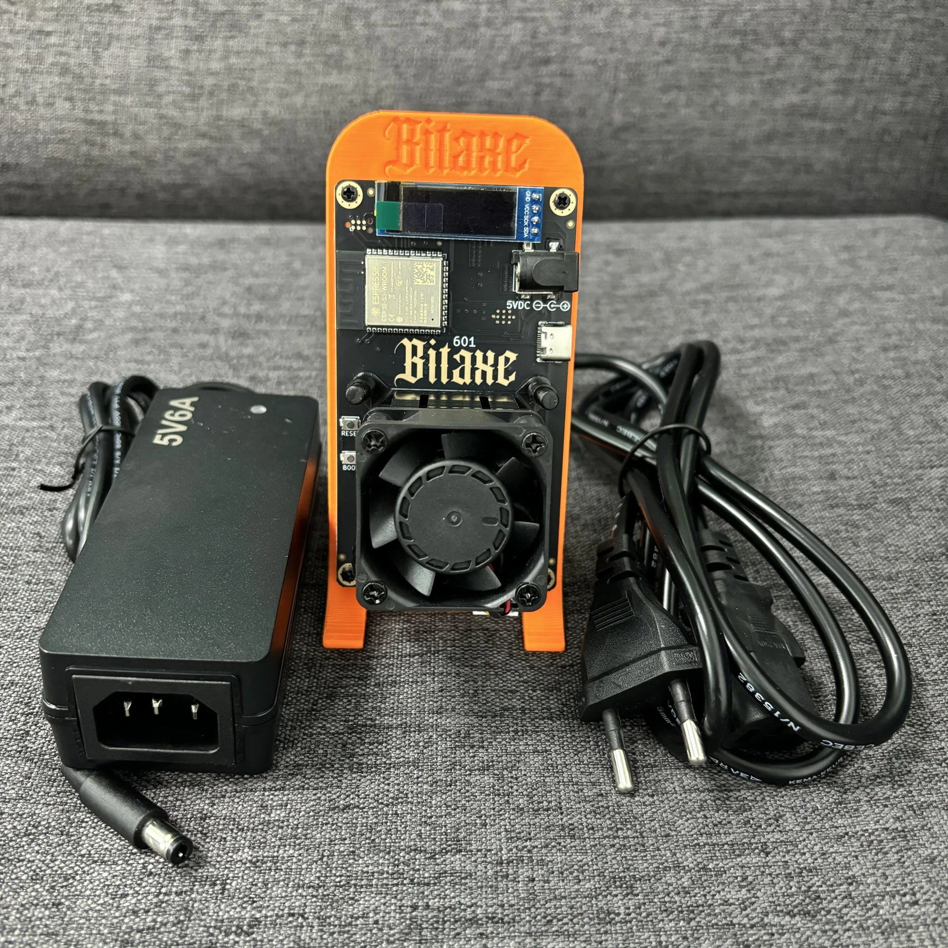 New Bitcoin miner Bitaxe Gamma 601 1.2TH/S 18W wifi 2.4G From Antminer S21 Pro crypto miner Asic miner BTC Miners home use