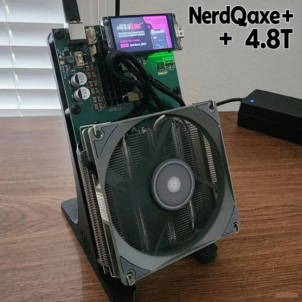 2025 New Bitaxe NerdQaxe++ 4.8TH/s 78w Bitcoins Miner 4 PCS BM1370 Asic Chip Solo BTC miner With PSU Btc Mining Machine