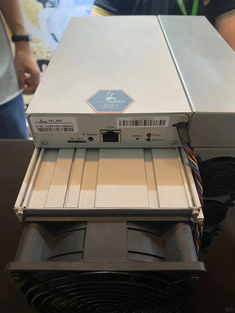 Brand New Antminer Bitcoin Miner S21 200T 3500W Asic Miner  SHA-256 Free Shipping Bitmain Bitcoin Mining Machine Miners