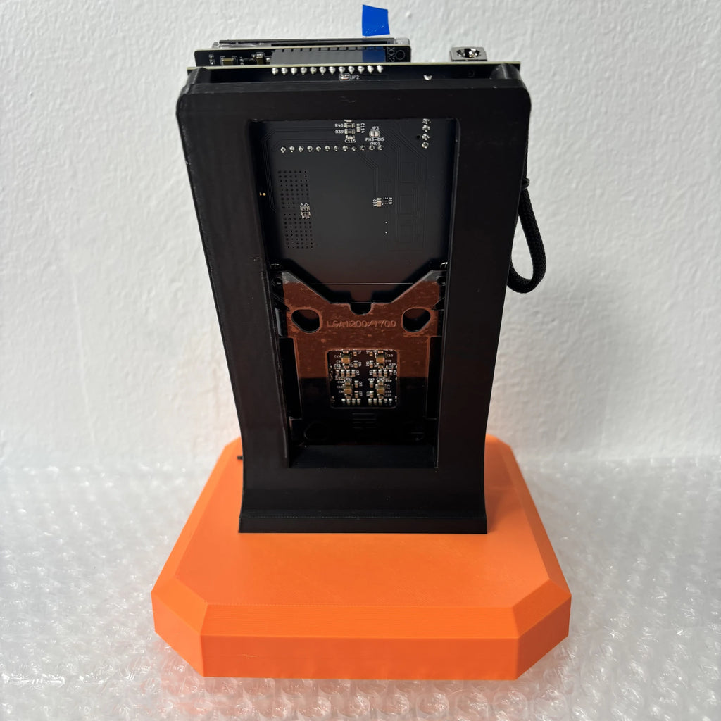 CE/FCC/UK/CA Certification 100% Original NerdQaxe++ 4.8T 75w Bitcoin Solo Miner Open-source Quad-chip Bitcoin Miner