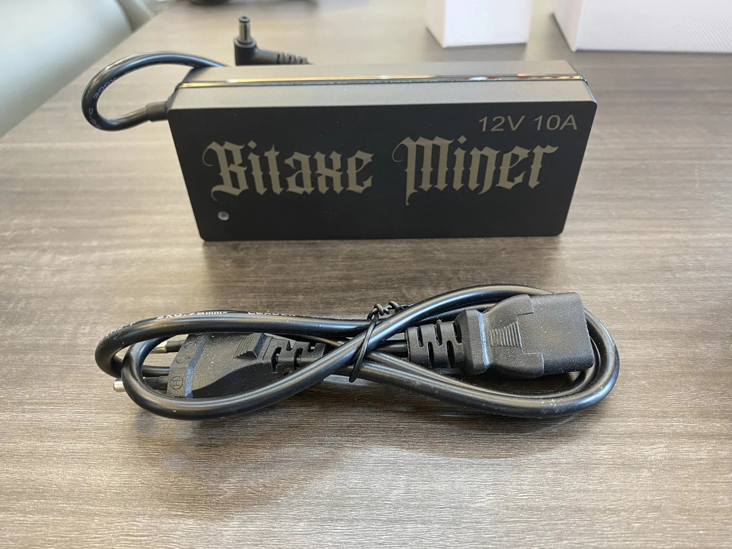 New Arrival Bitaxe Gammer NerdQaxe++ Hydro 4.8T 78W Water Cooling Prevent Overheating BTC Mining Bitaxe Miner