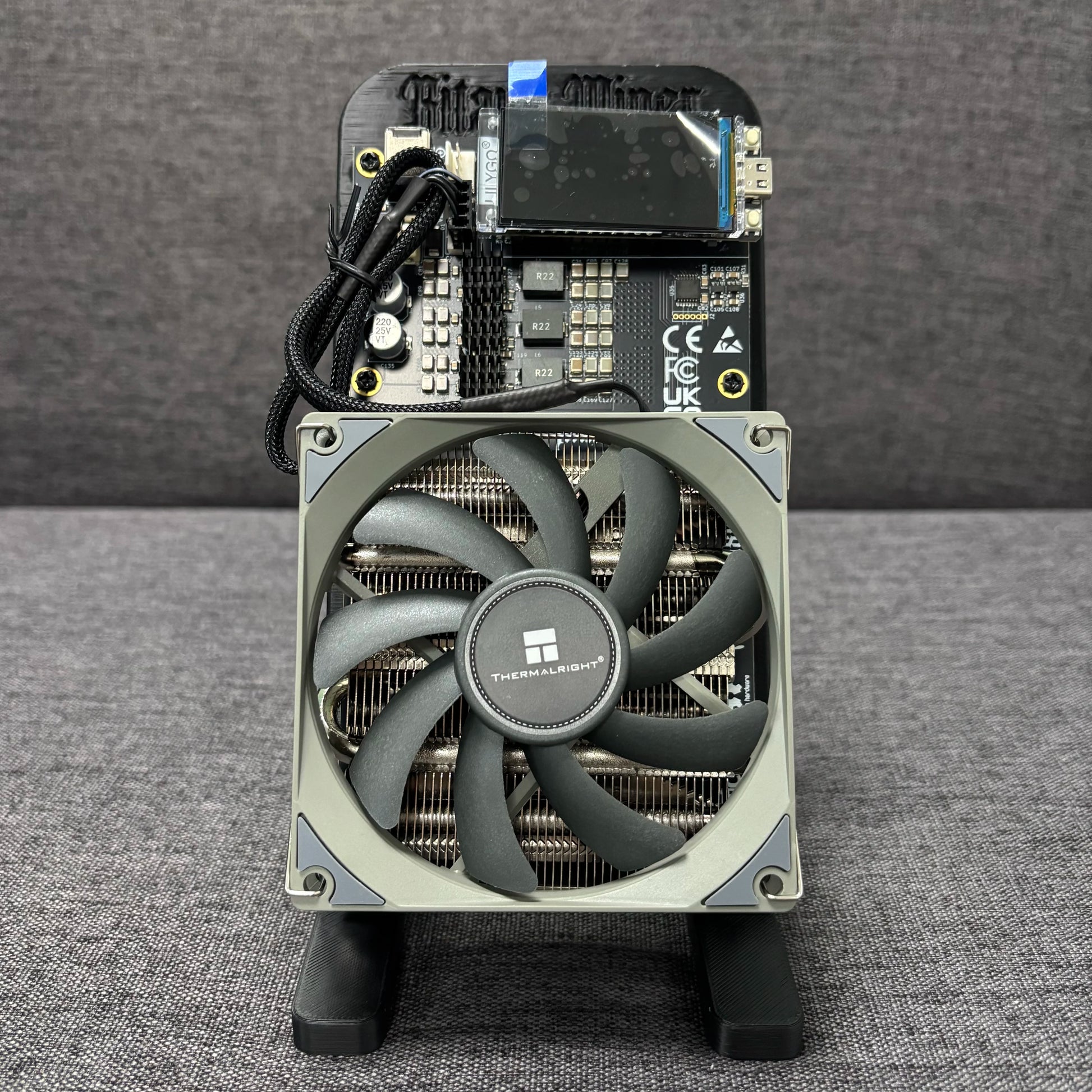 Bitaxe NerdQaxe++ 4.8TH/s 68w Bitcoins Miner 4 PCS BM1370 Asic Chip Solo BTC miner With power supply