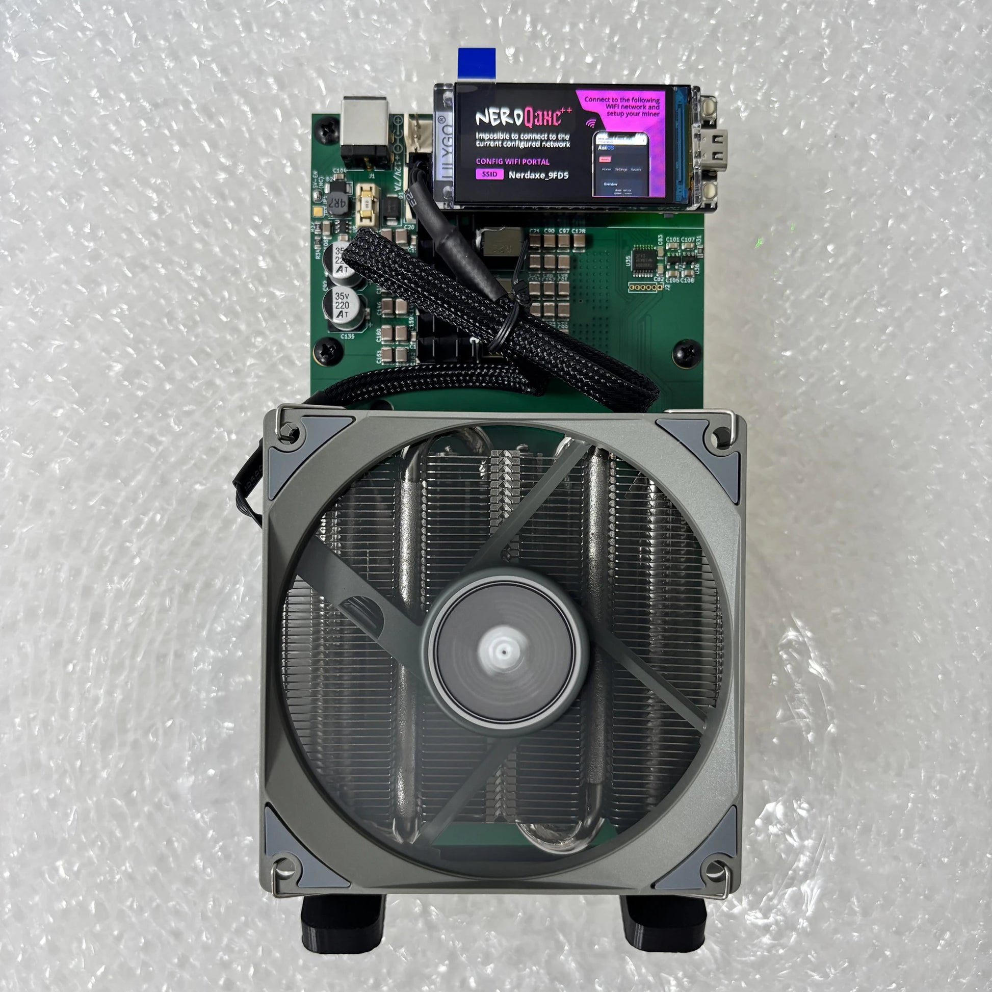 Bitaxe NerdQaxe++ 4.8TH/s Bitcoins Miner 4 Pieces BM1370 Asic Chip Solo BTC 68W 2.4G WiFi Open-Source Mining Machine Home Use