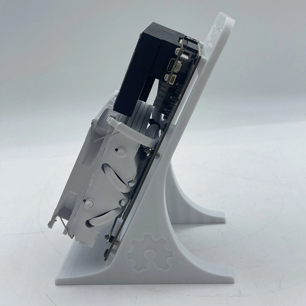 Free Shipping Bitaxe NerdQAxe++ 4.8T with Large screen 75W 2.4g WiFi BM1370 chips Bitcoin Miner Asic Miner