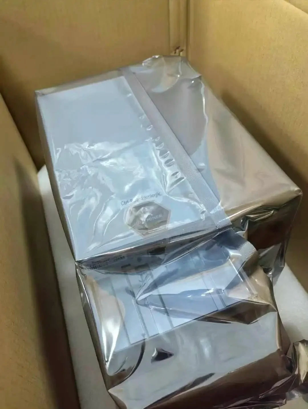 New BTC Miner Antminer S19j XP 136T 130TH/s 3247W Miner BTC Crypto Mining Antminer S19Jxp Bitcoin Miner Antminer BTC Mining